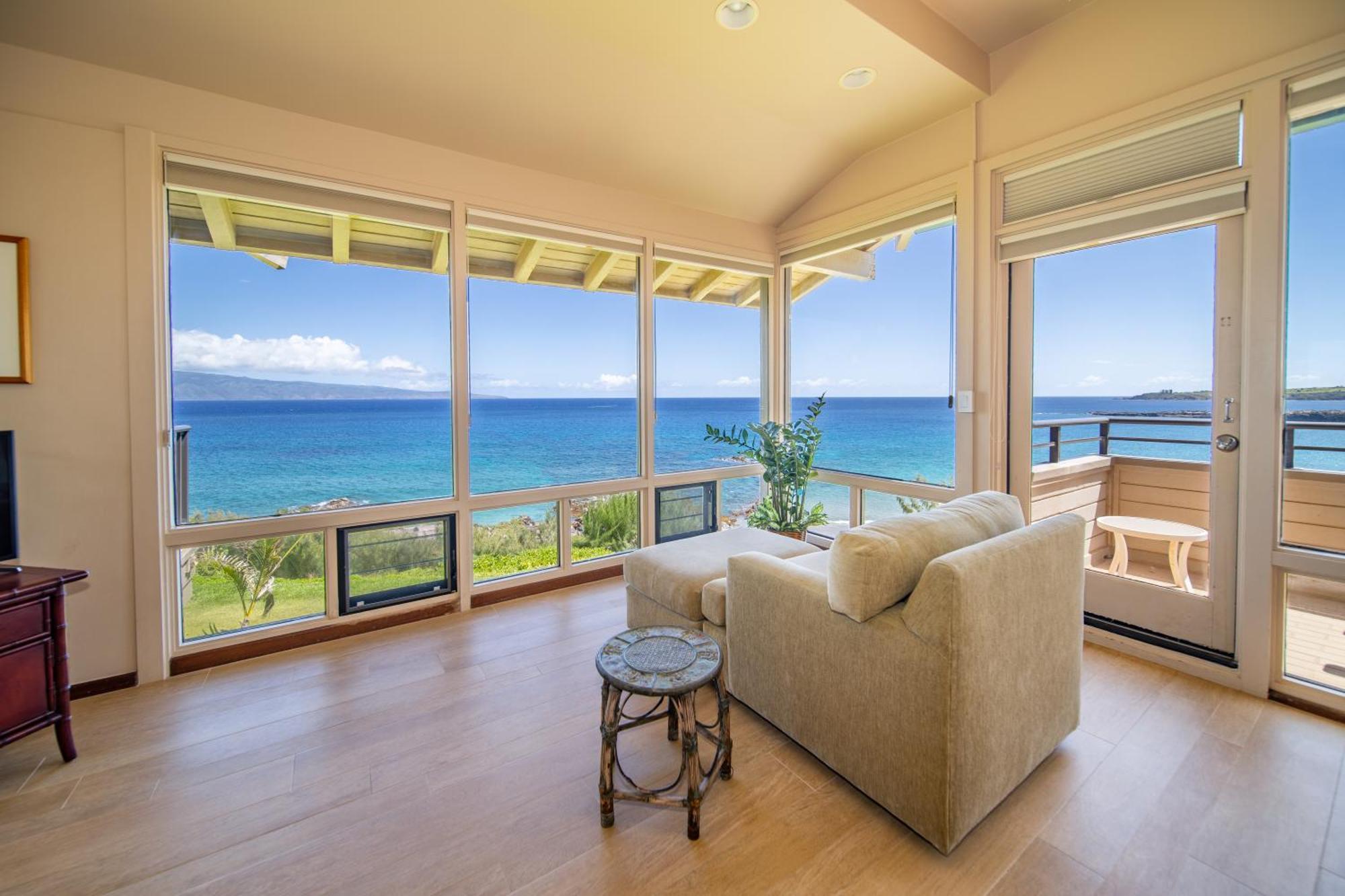Bay Villas Gold Oceanfront 1 Bedroom